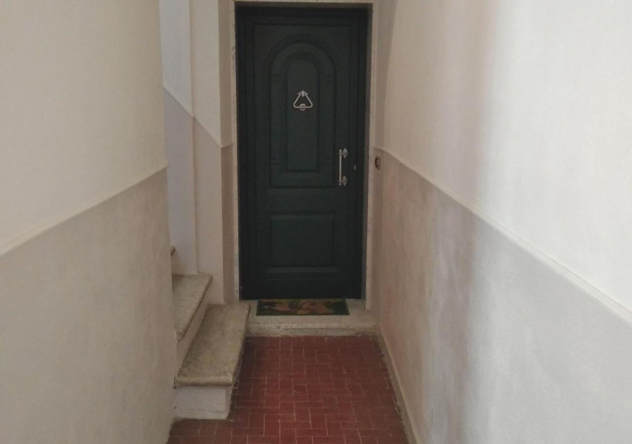 Casa Artisti Apartamento Carrara Exterior foto